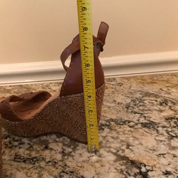 Very nice size 9 wedges - Picture 13 of 13